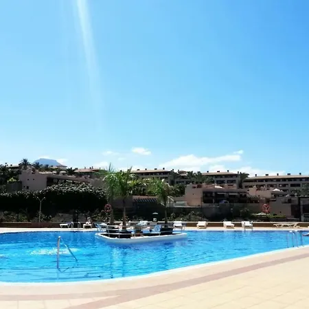 Апартаменты Oceanview Casa Eleonora, 100mt To The Beach *