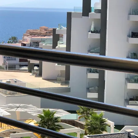 Апартаменты Oceanview Casa Eleonora, 100mt To The Beach